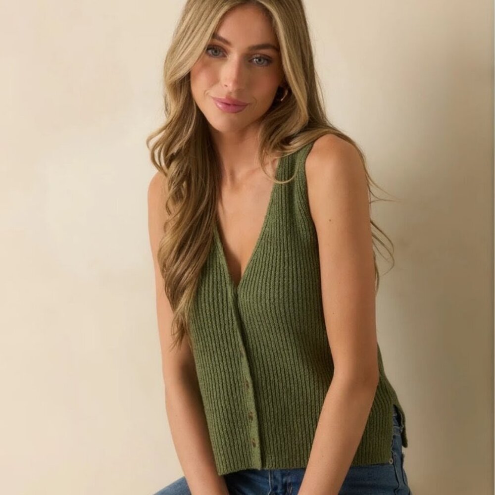 Sweater vest